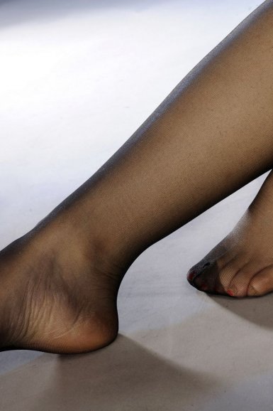 hth官方网页入口:90后原创唱作人王泽言 最新青春单曲《甜不腻》于今日清新上线!(图1) hth官方网页入口